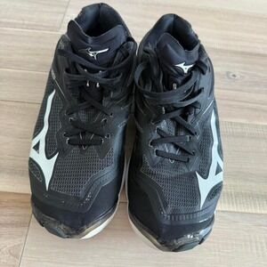 Black and white Mizuno Wave Lightning volleyball shoes #volleyball woman Sz 8.5